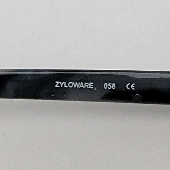 *SOLD* John Deer Zyloware 058 506 Silver Grey Fade Eyeglasses Frame 51-19-140 - Picture 7 of 13